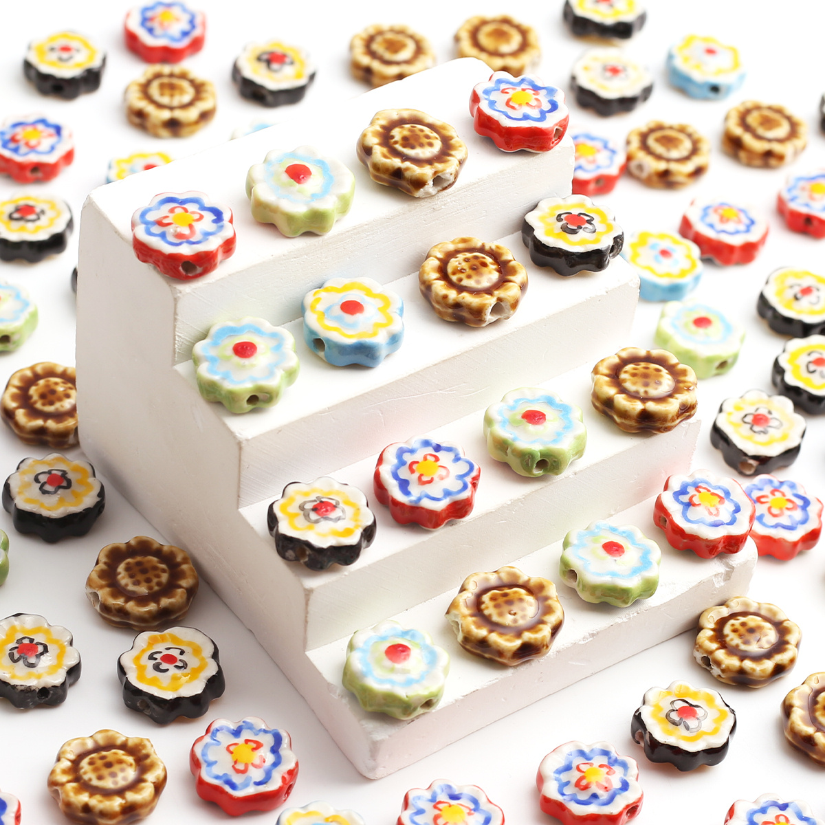 5pcs Random Color Sunflower Ceramic Round Beads